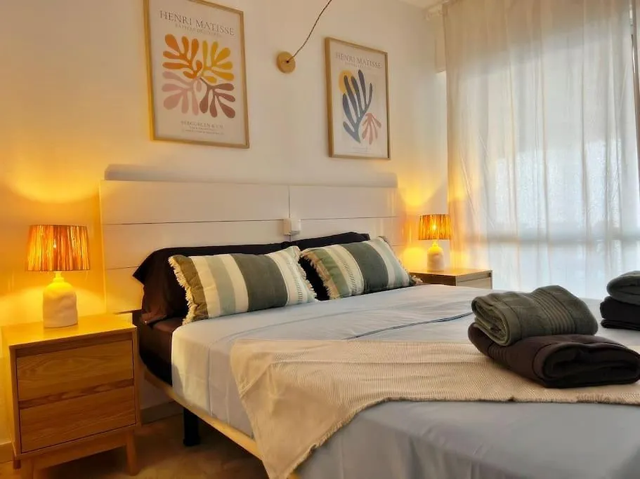 Magnifico Y Amplio Apartamento Con Terraza Fuengirola
