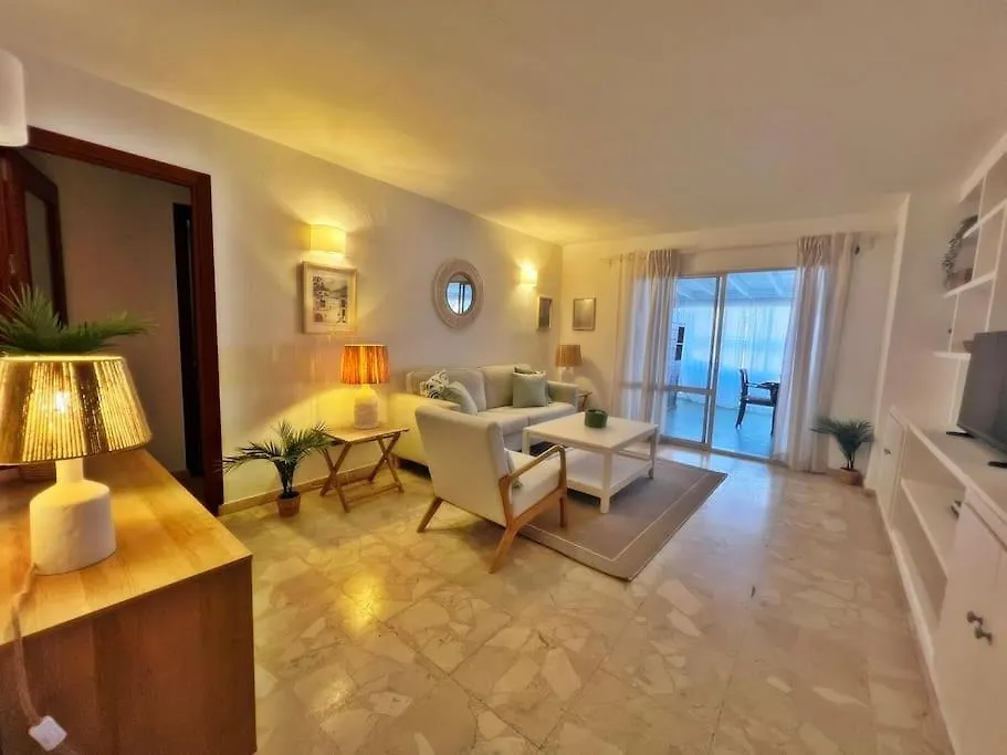 Magnifico Y Amplio Apartamento Con Terraza Fuengirola España