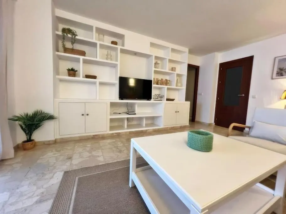 Magnifico Y Amplio Apartamento Con Terraza Fuengirola España